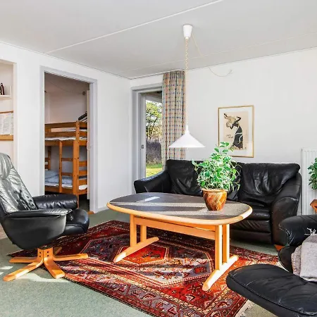 6 Person In Romo-by Traum Nyaraló Sønderby