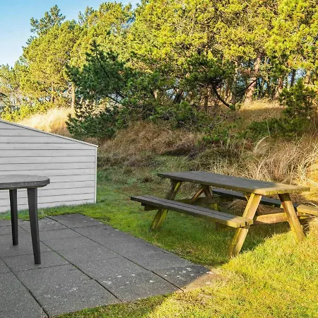 6 Person In Romo-by Traum *