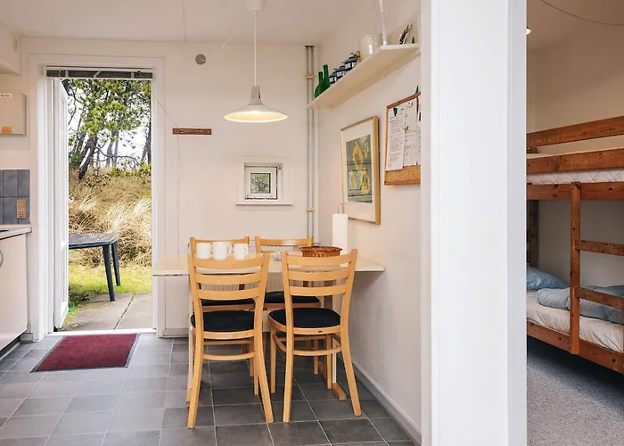 6 Person In Romo-by Traum Sønderby